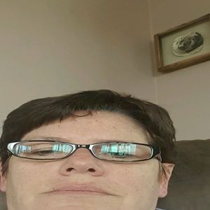 Meet your Posher, Pam